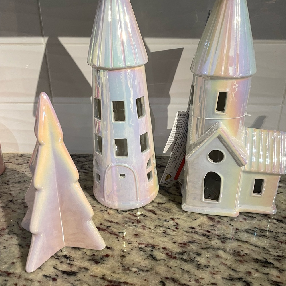 Ashland Iridescent Pearl Ceramic Holiday Village Set - White/Opalescent